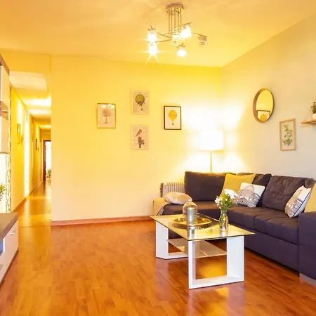 Apartment Old Town Loft With Parking